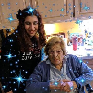 Meet your Posher, Aviana